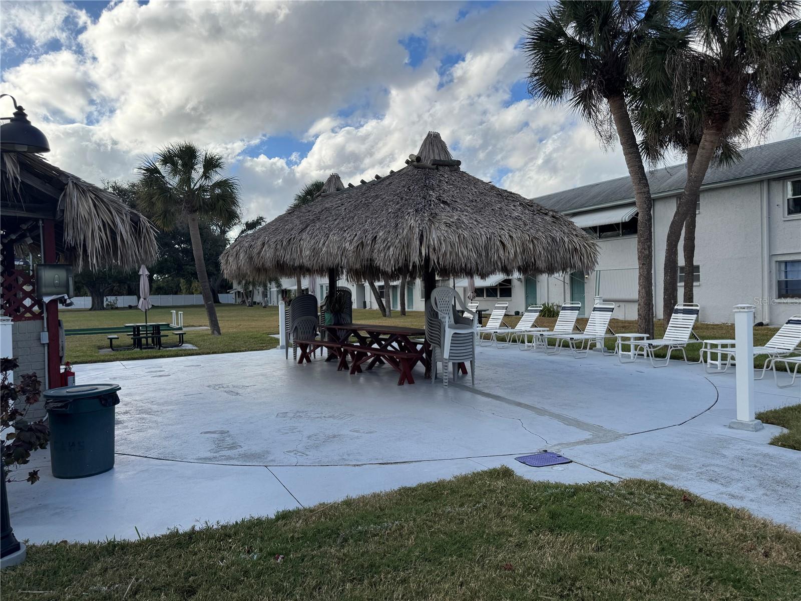 Listing photo id 56 for 5267 81st St N  26