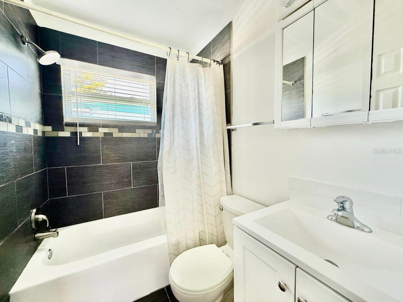 Image 10 of 13 For 151 148th Avenue E 1