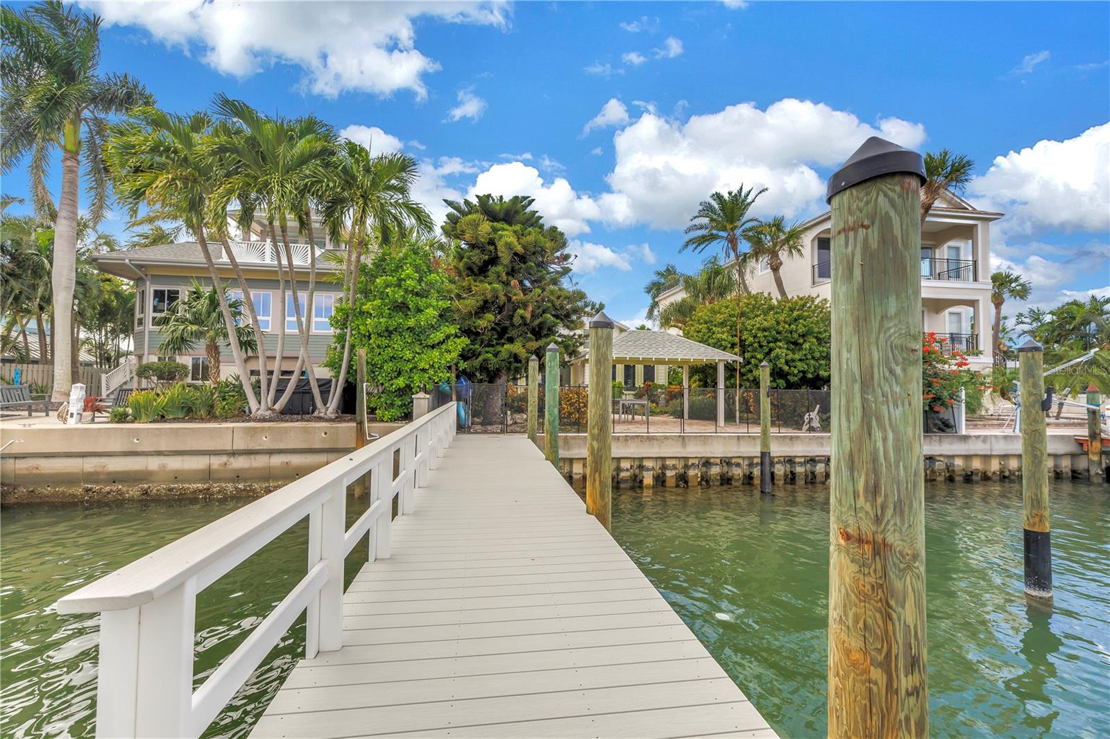 Image 33 of 41 For 2605 Pass A Grille Way