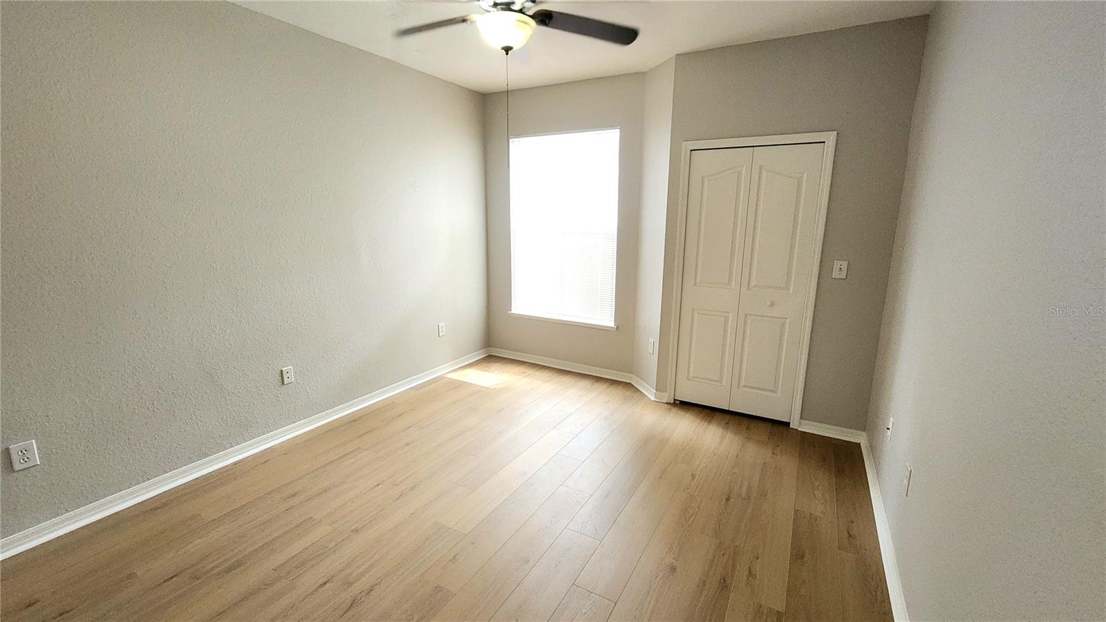 Image 3 of 11 For 5713 Legacy Crescent Place 103