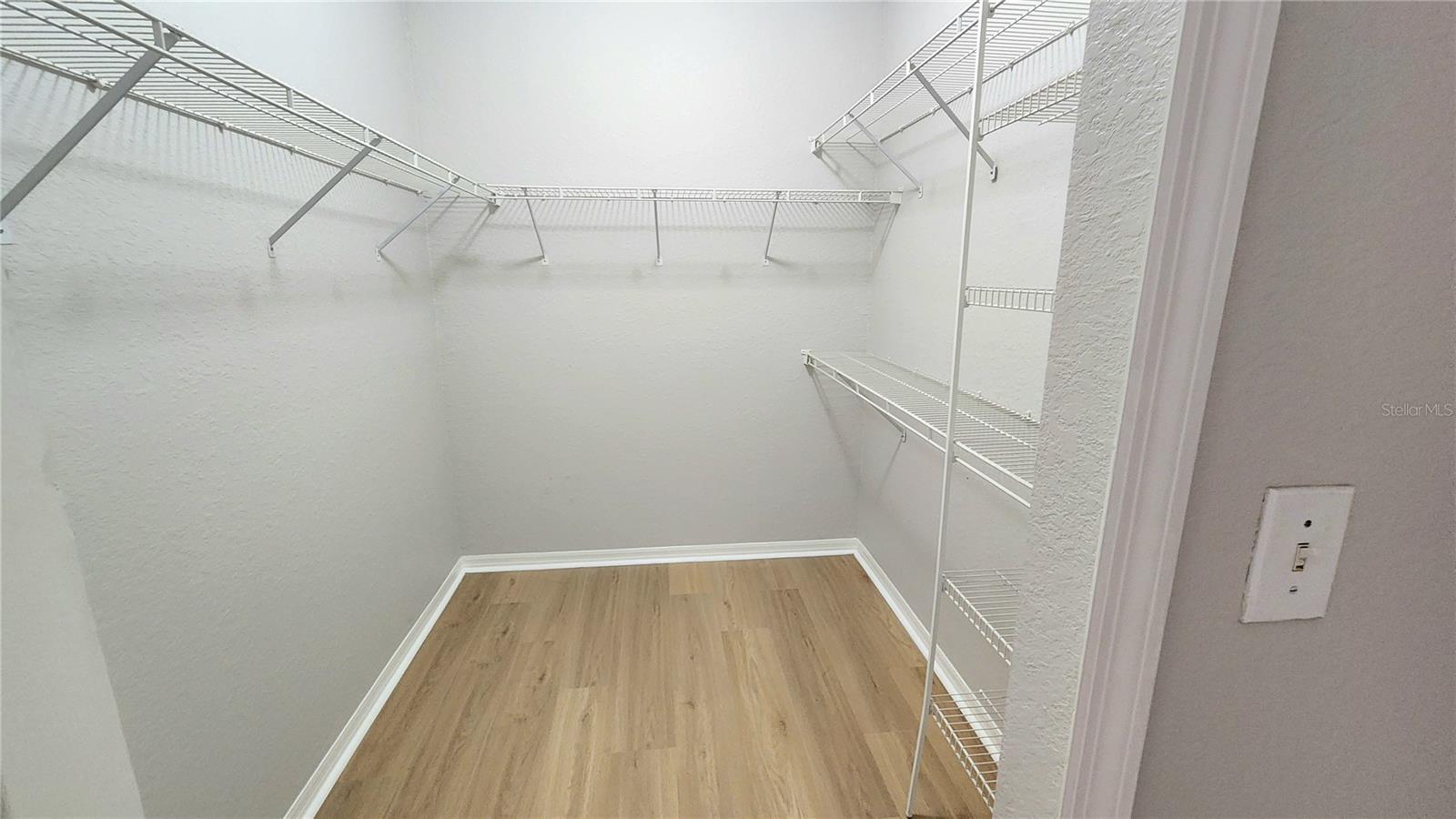 Image 4 of 11 For 5713 Legacy Crescent Place 103