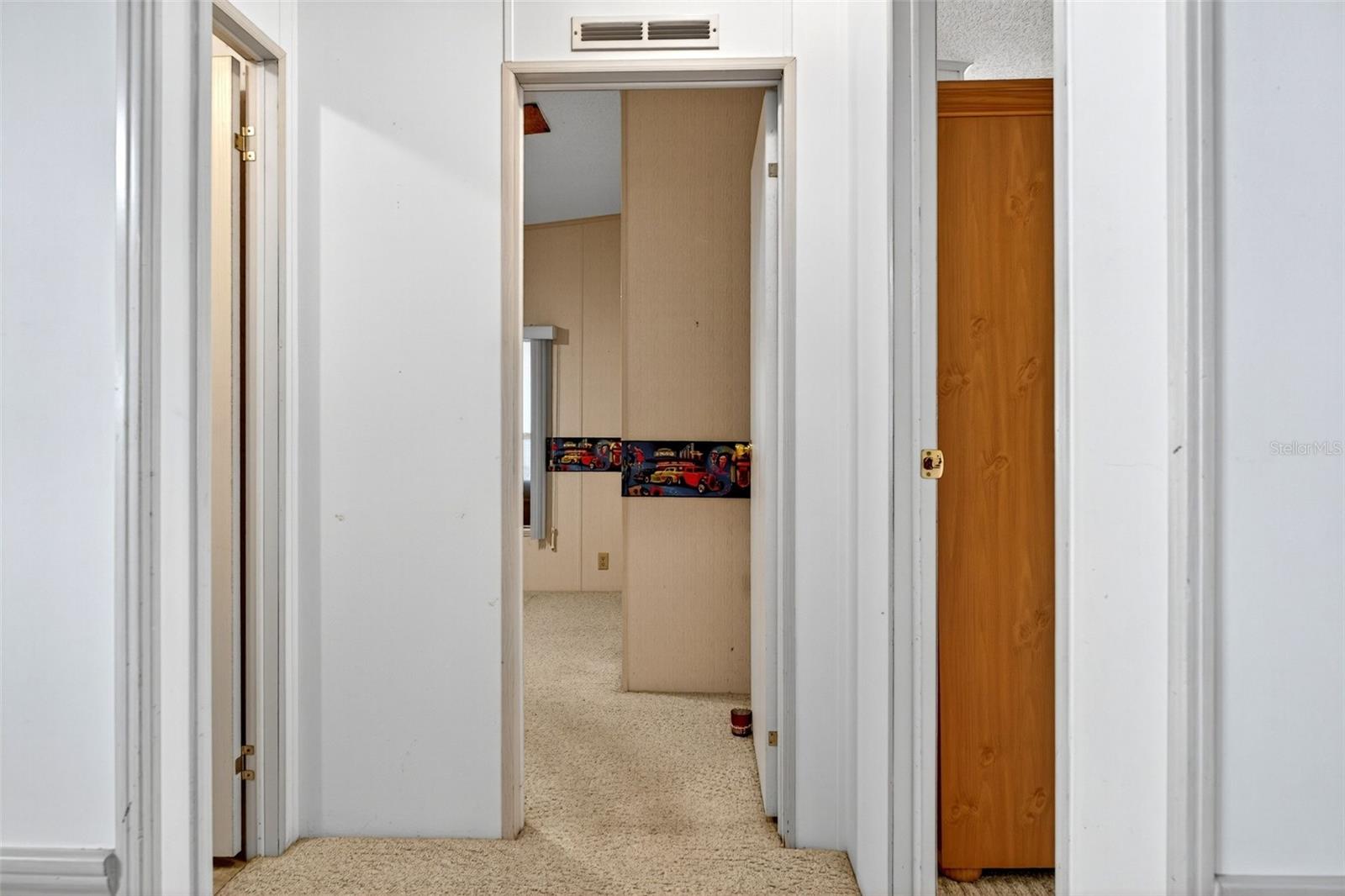 Image 20 of 47 For 8046 Highpoint Boulevard