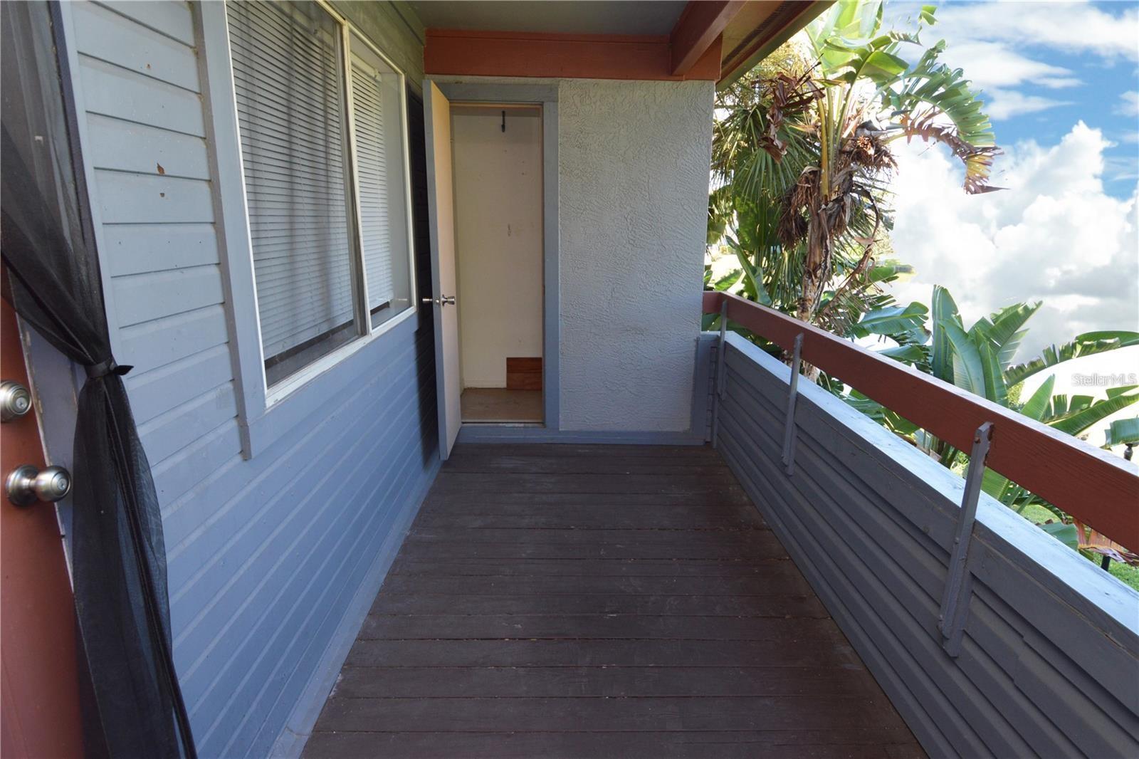 Image 47 of 100 For 10263 Gandy Boulevard N 108(furnis