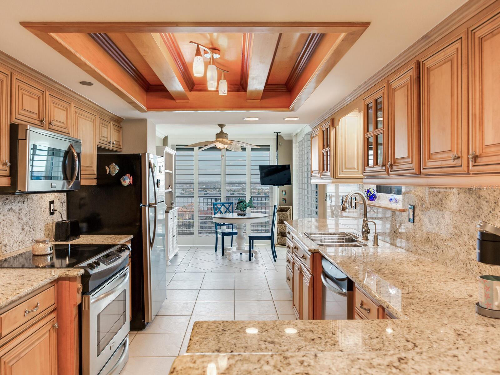 Image 13 of 79 For 1600 Gulf Boulevard 1018