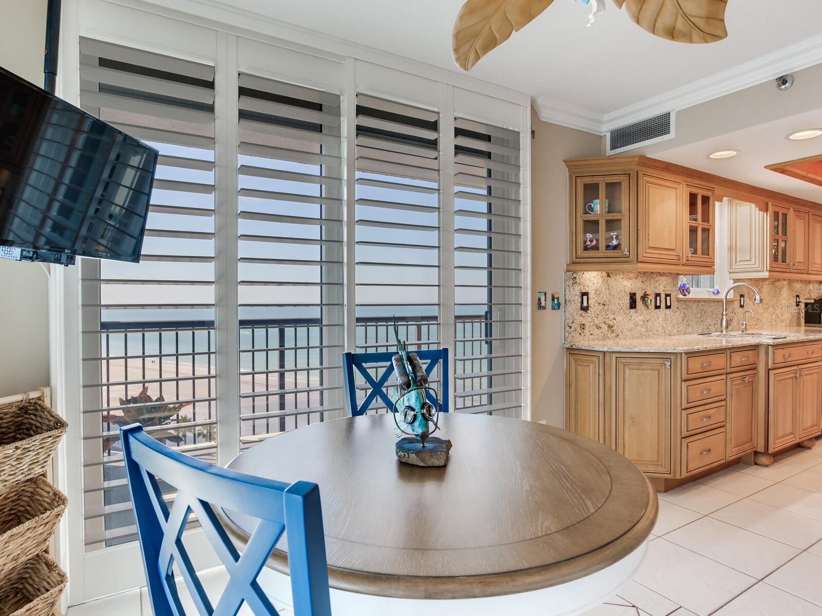 Image 19 of 79 For 1600 Gulf Boulevard 1018