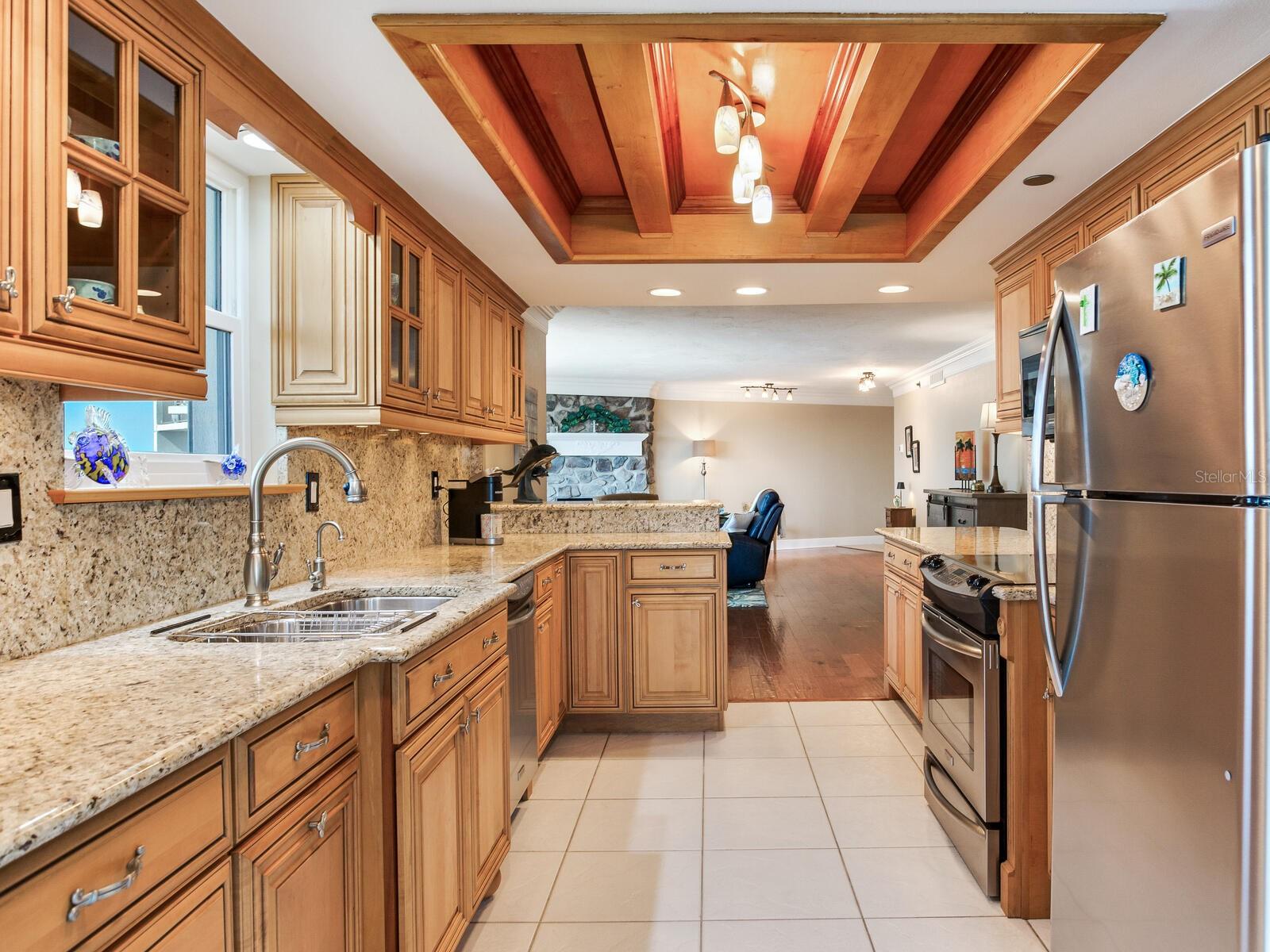 Image 21 of 79 For 1600 Gulf Boulevard 1018