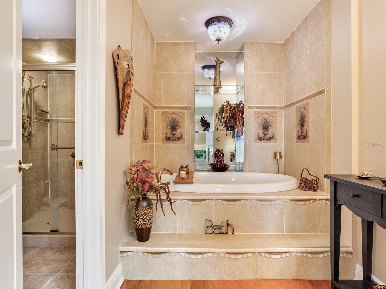 Image 39 of 79 For 1600 Gulf Boulevard 1018