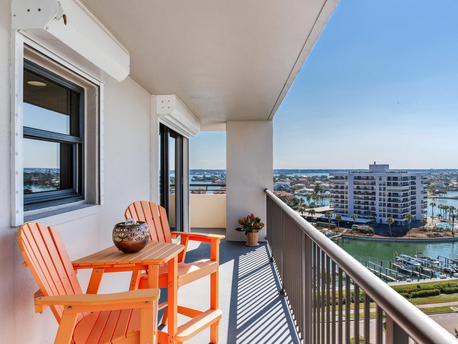 Image 52 of 79 For 1600 Gulf Boulevard 1018