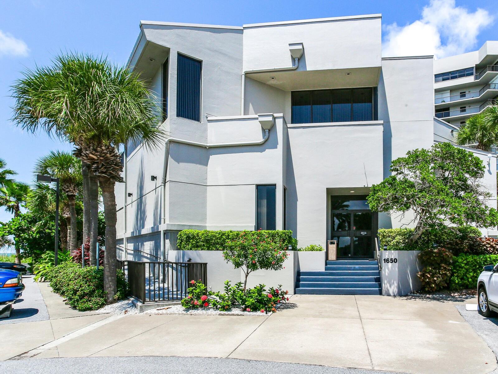 Image 60 of 79 For 1600 Gulf Boulevard 1018