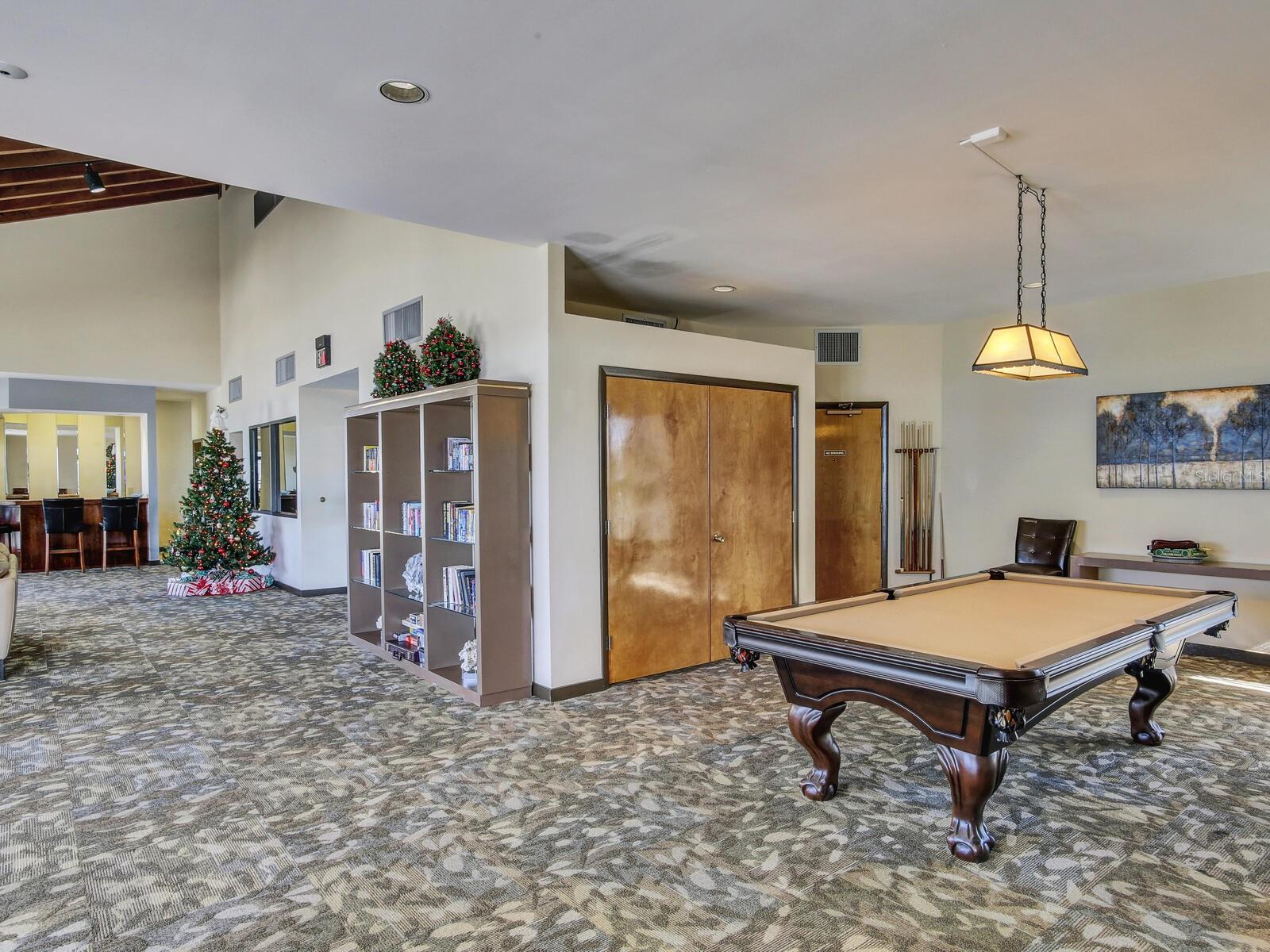 Image 62 of 79 For 1600 Gulf Boulevard 1018