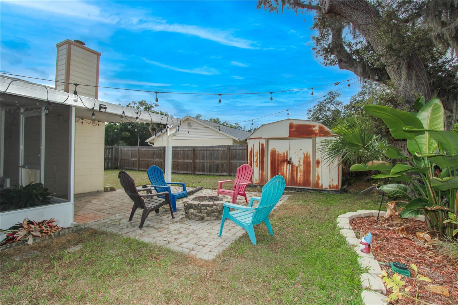 Image 19 of 21 For 925 Mcintosh Circle