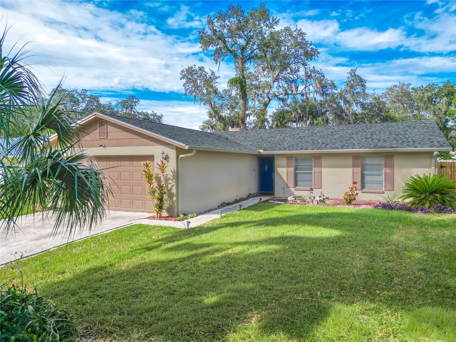 Image 21 of 21 For 925 Mcintosh Circle