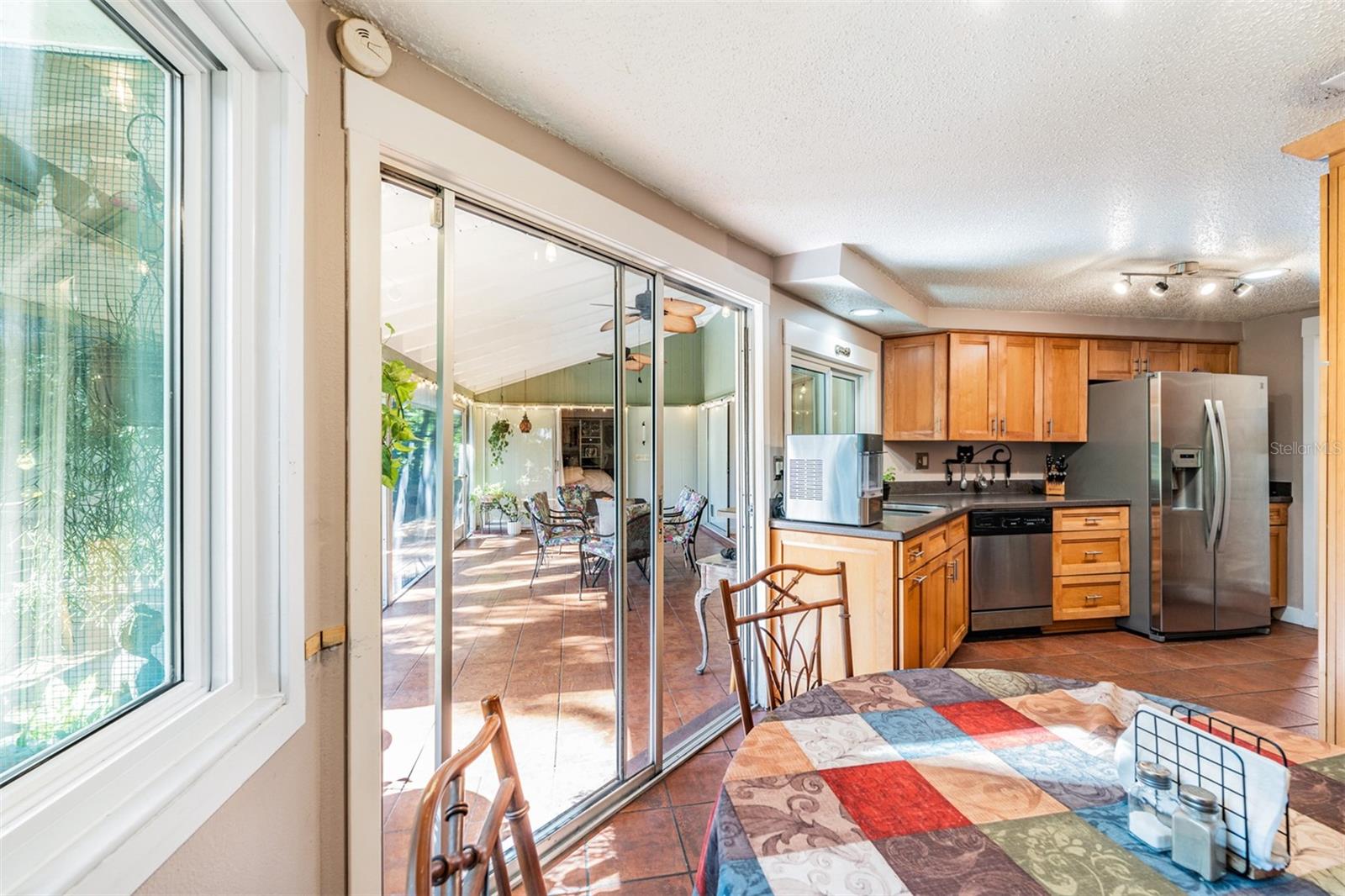 Image 11 of 40 For 1031 Forest Grove Boulevard