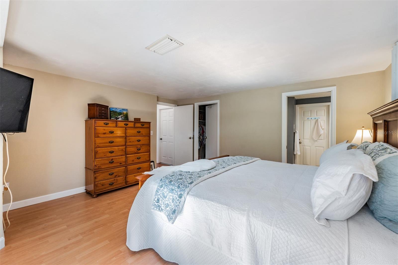 Image 14 of 40 For 1031 Forest Grove Boulevard