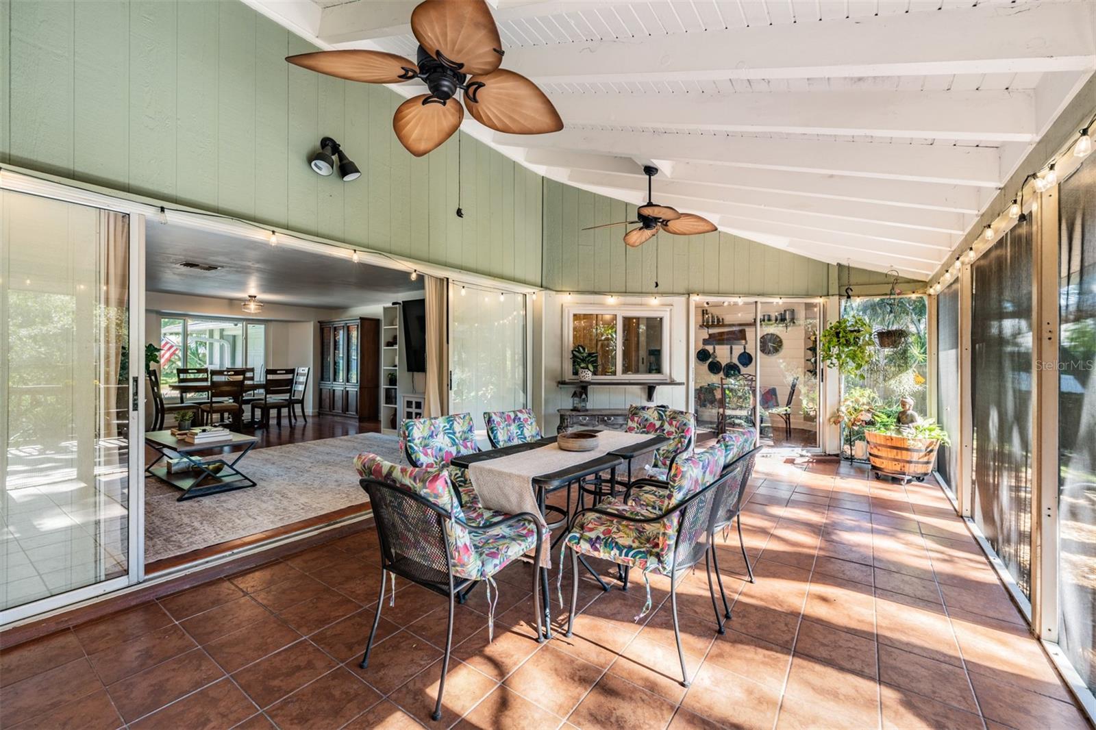 Image 23 of 40 For 1031 Forest Grove Boulevard