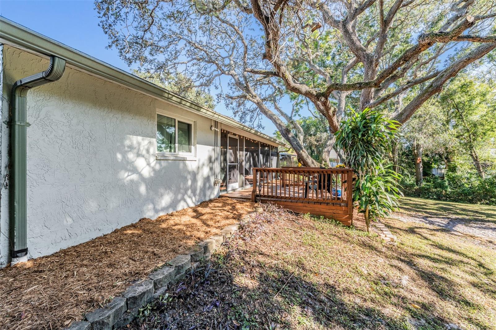 Image 26 of 40 For 1031 Forest Grove Boulevard