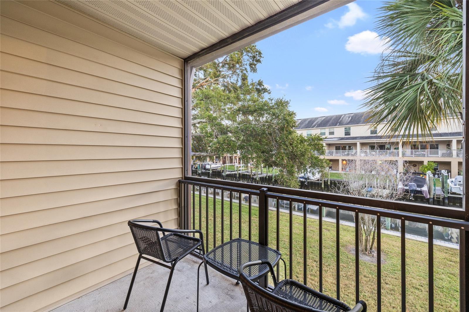 Image 18 of 40 For 332 Moorings Cove Drive 2e