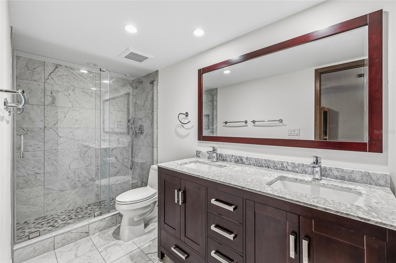 Image 21 of 40 For 332 Moorings Cove Drive 2e