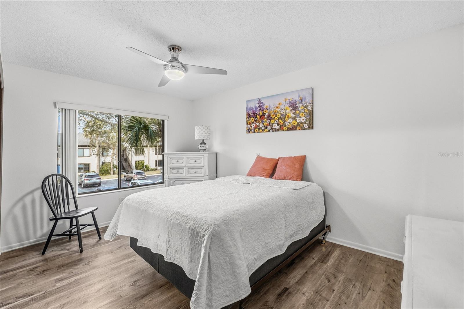 Image 22 of 40 For 332 Moorings Cove Drive 2e