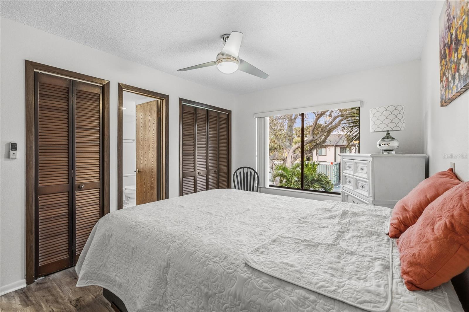 Image 23 of 40 For 332 Moorings Cove Drive 2e