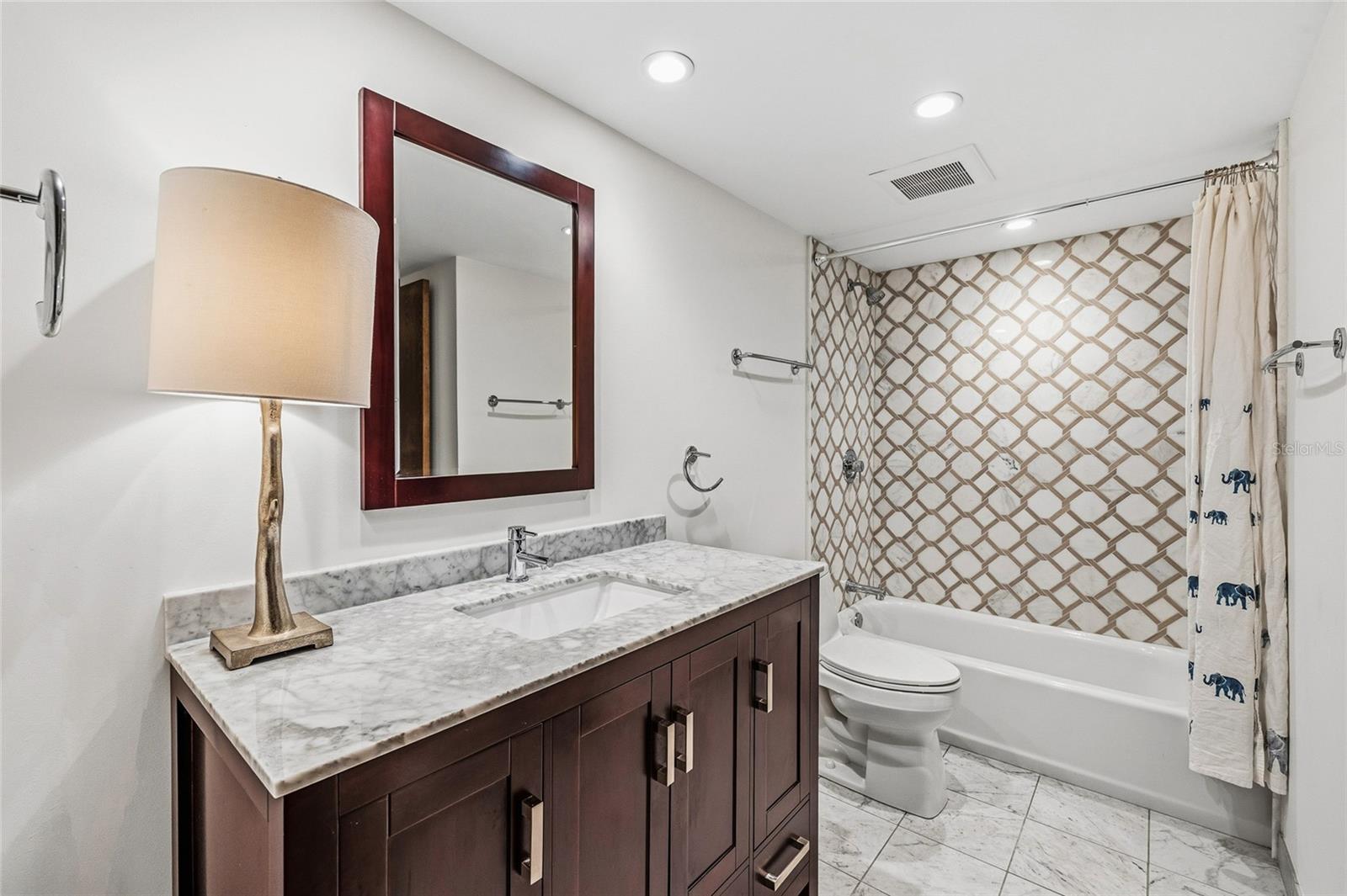 Image 24 of 40 For 332 Moorings Cove Drive 2e