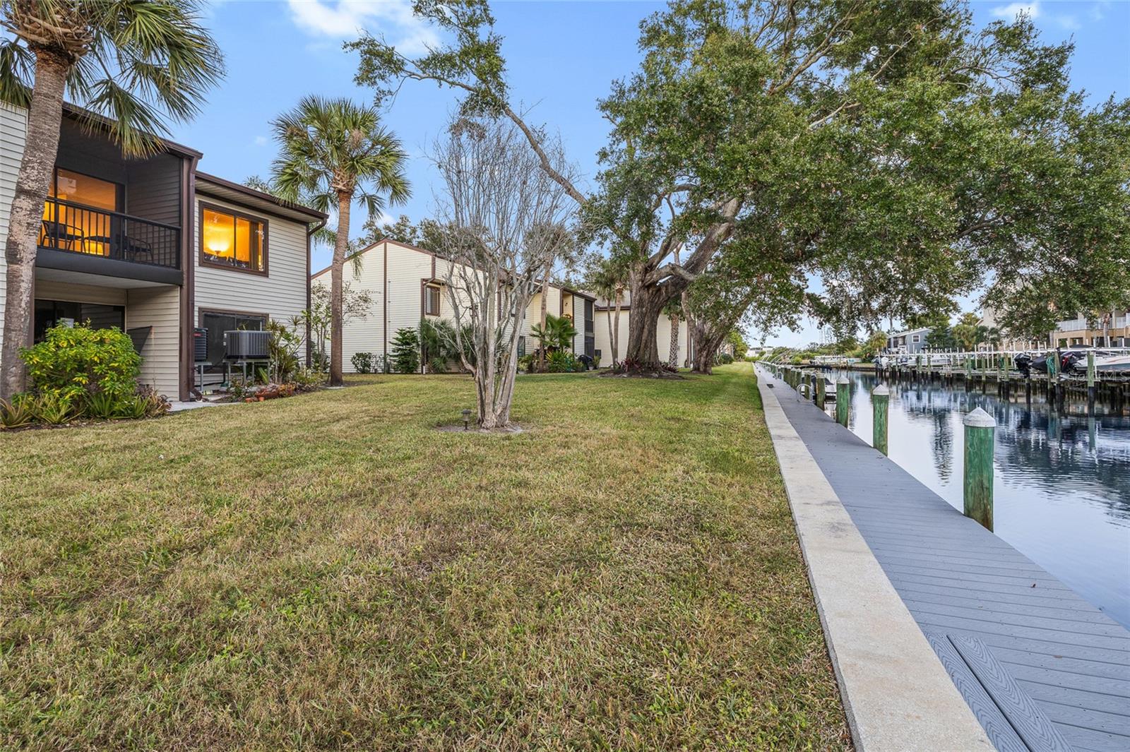 Image 30 of 40 For 332 Moorings Cove Drive 2e