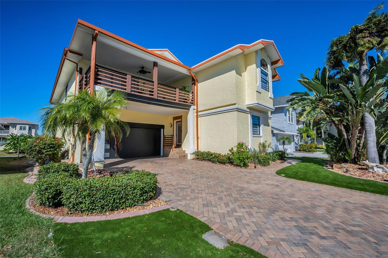 Image 10 of 99 For 6009 Bayway Court