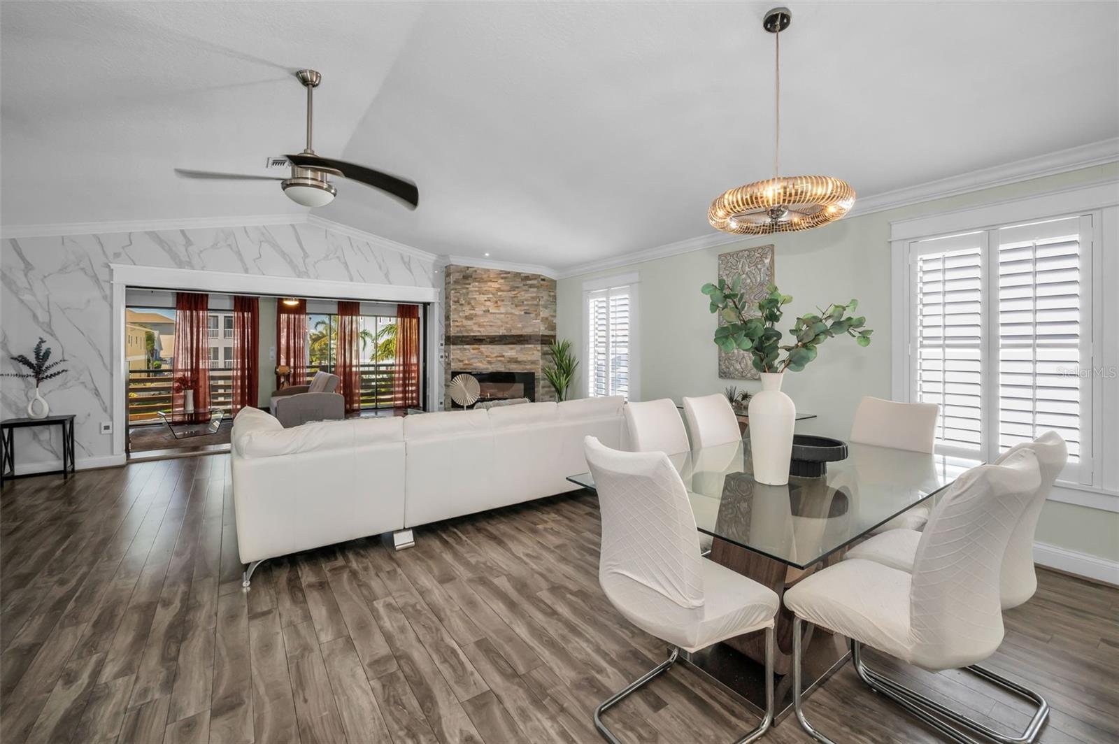 Image 17 of 99 For 6009 Bayway Court