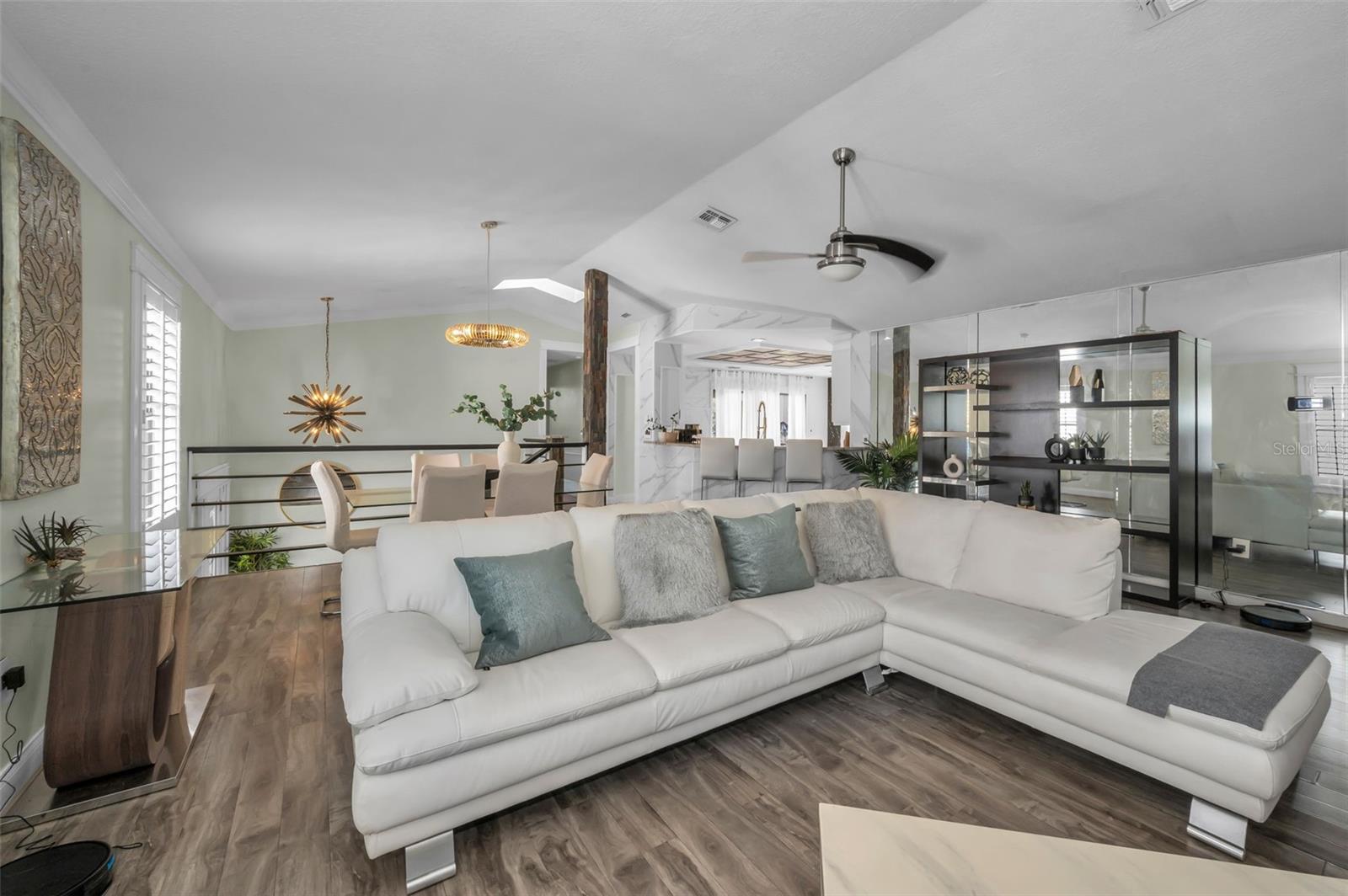 Image 30 of 99 For 6009 Bayway Court