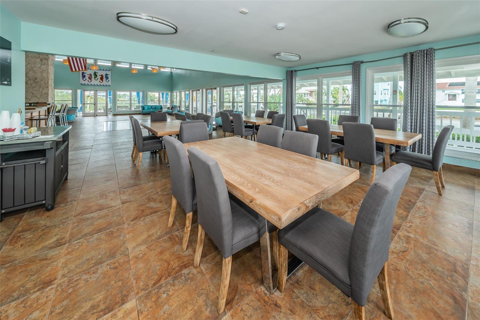 Image 85 of 99 For 6009 Bayway Court