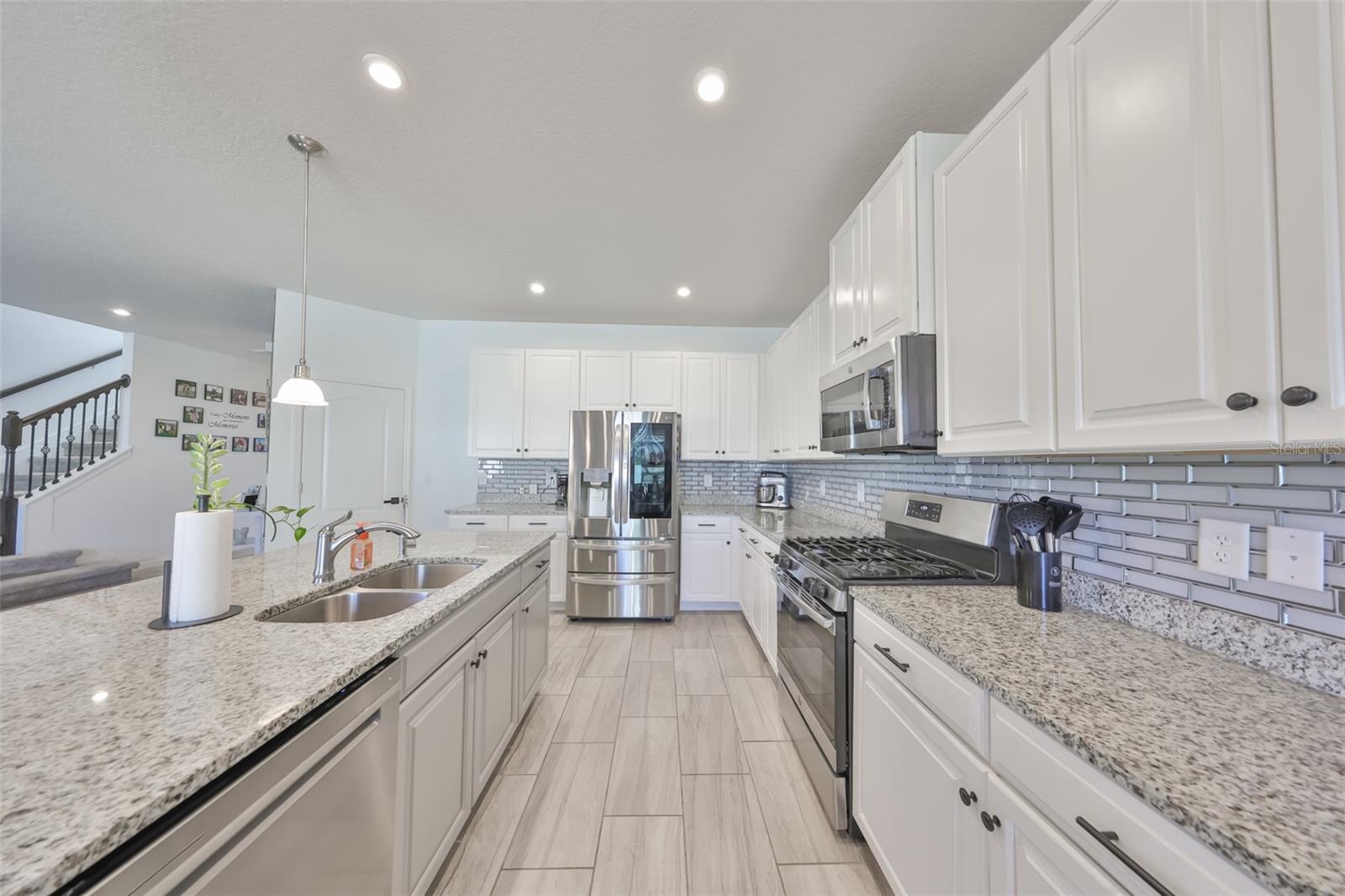 Image 7 of 37 For 11630 Mandevilla View Way