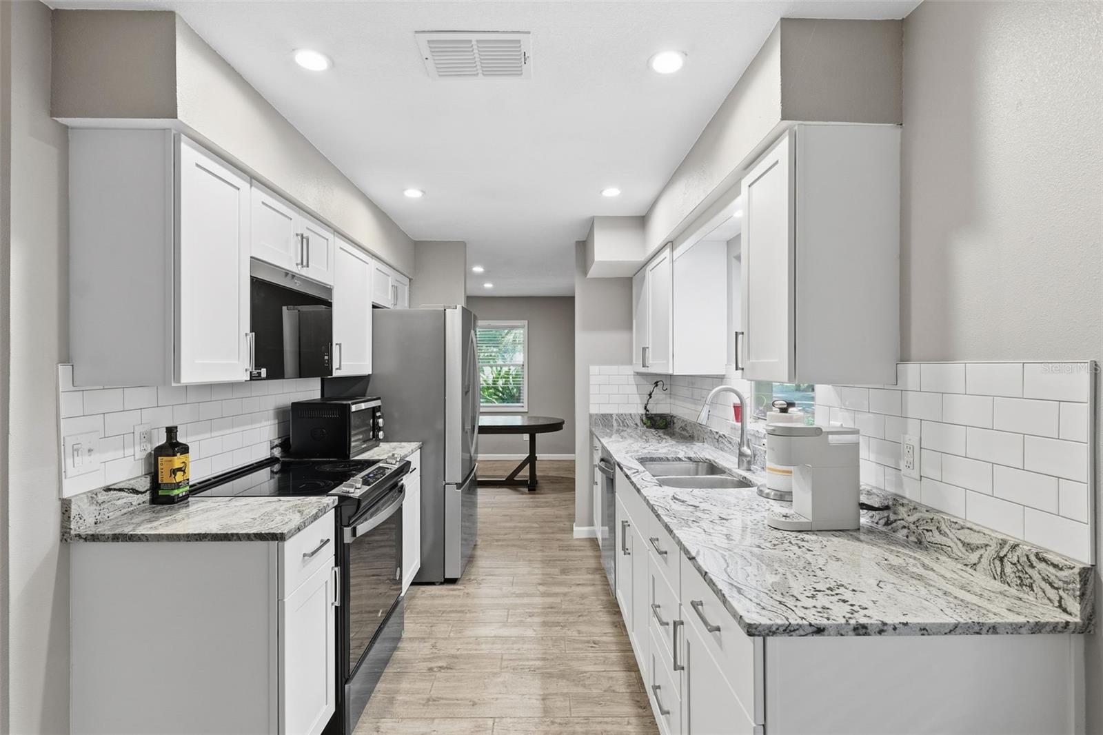 Image 11 of 41 For 12210 State Street