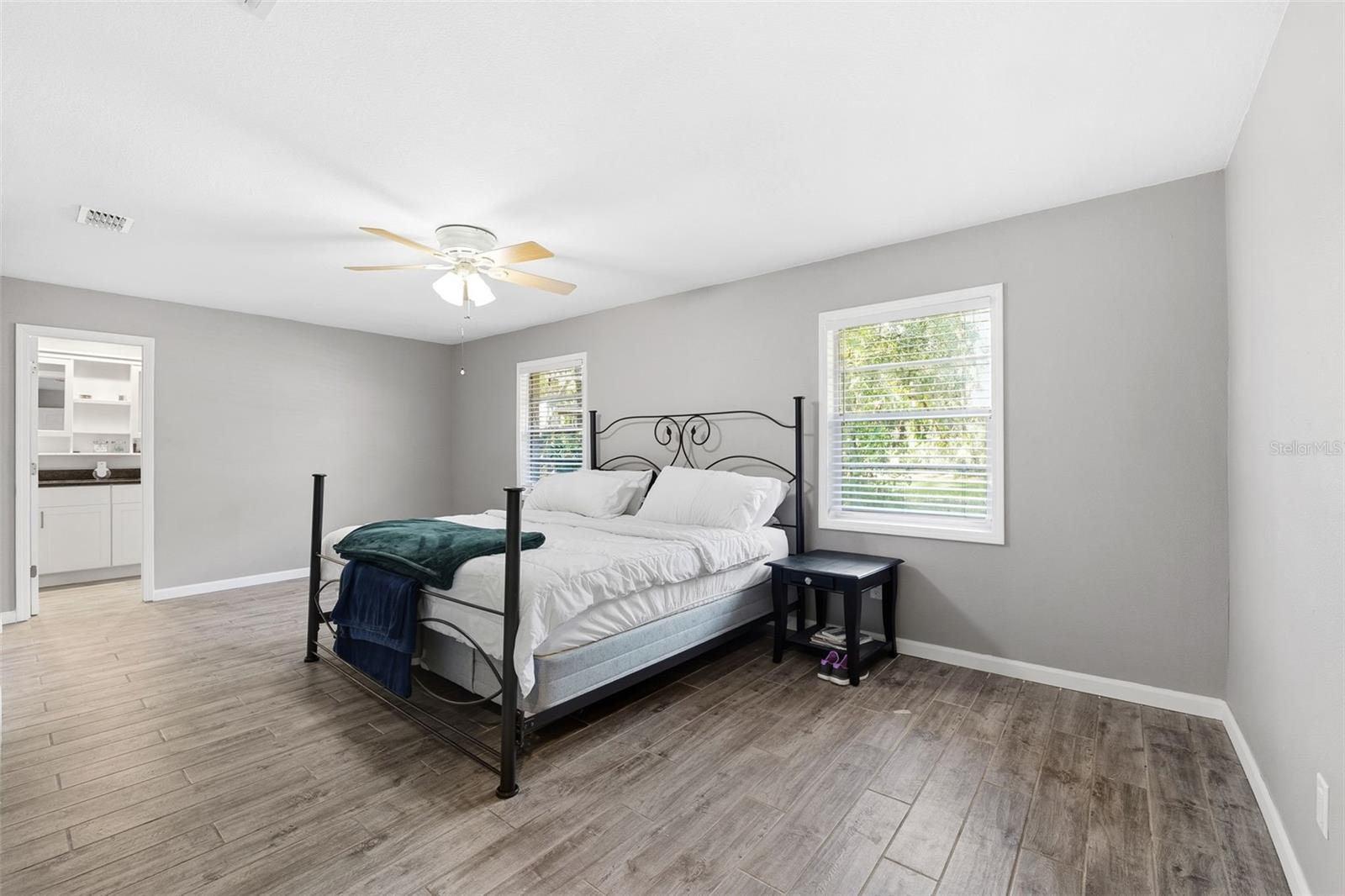 Image 20 of 41 For 12210 State Street