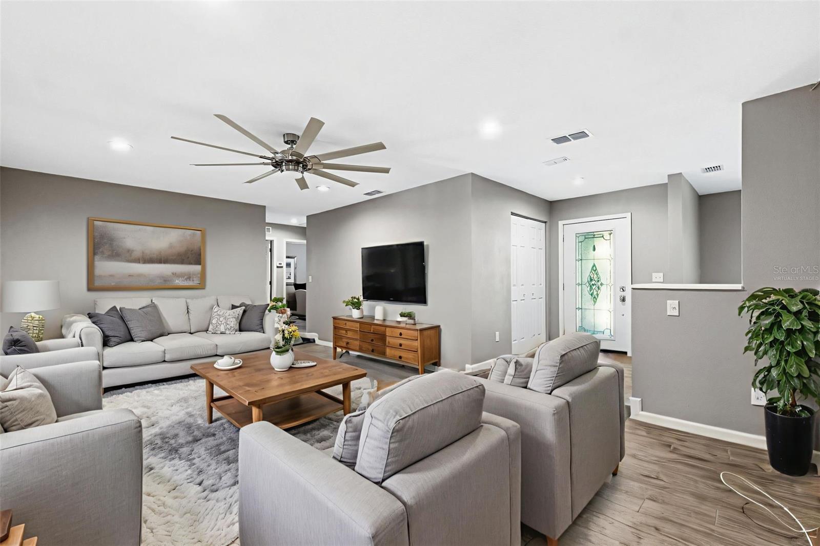 Image 5 of 41 For 12210 State Street