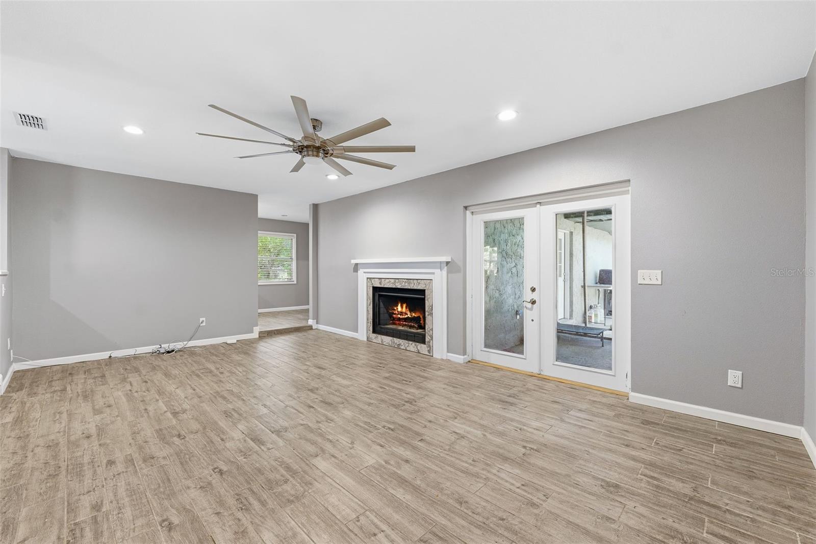 Image 6 of 41 For 12210 State Street