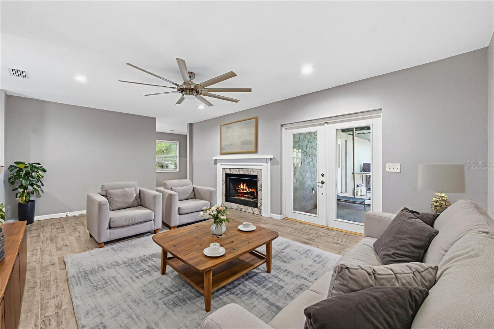 Image 8 of 41 For 12210 State Street