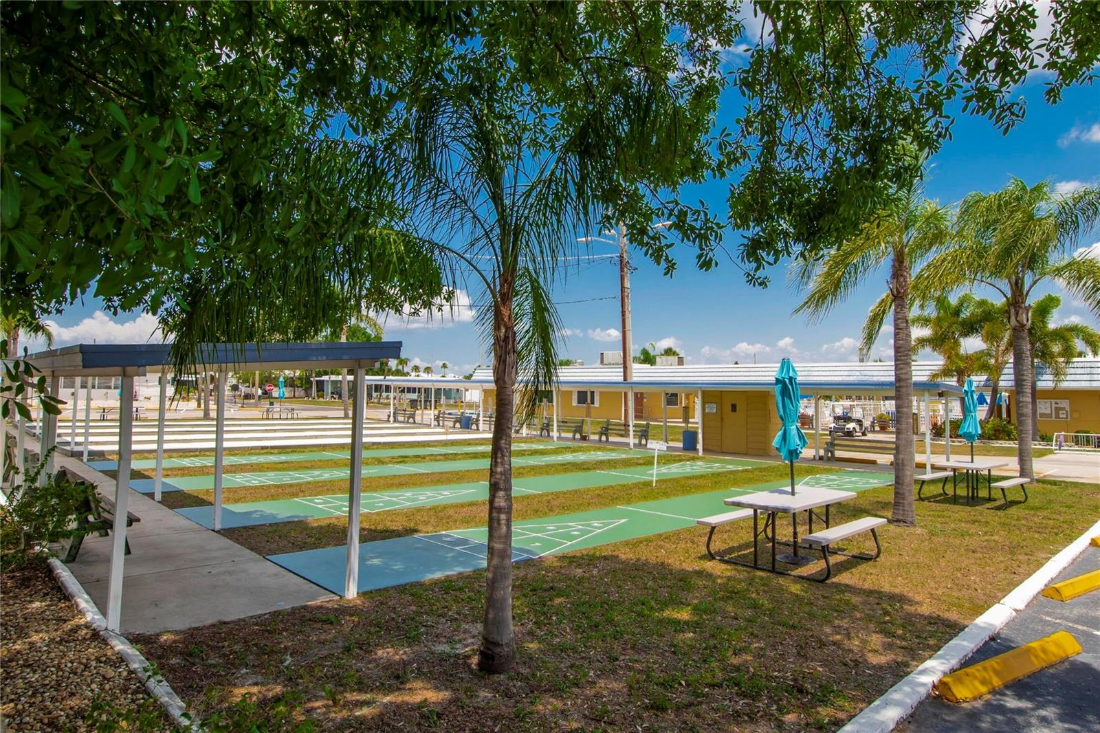 Image 18 of 24 For 123 Saint Kitts Way