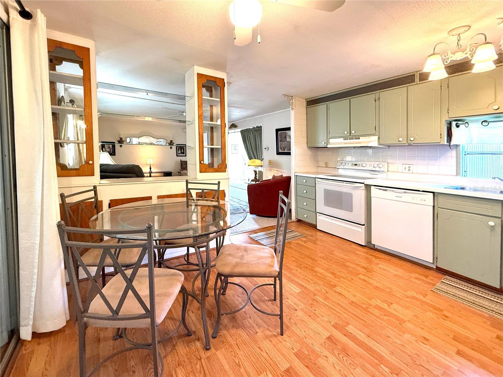 Image 6 of 24 For 123 Saint Kitts Way