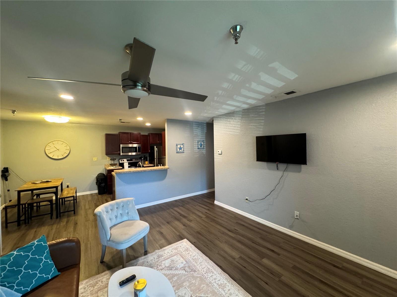 Image 10 of 25 For 10265 Gandy Boulevard N 1001