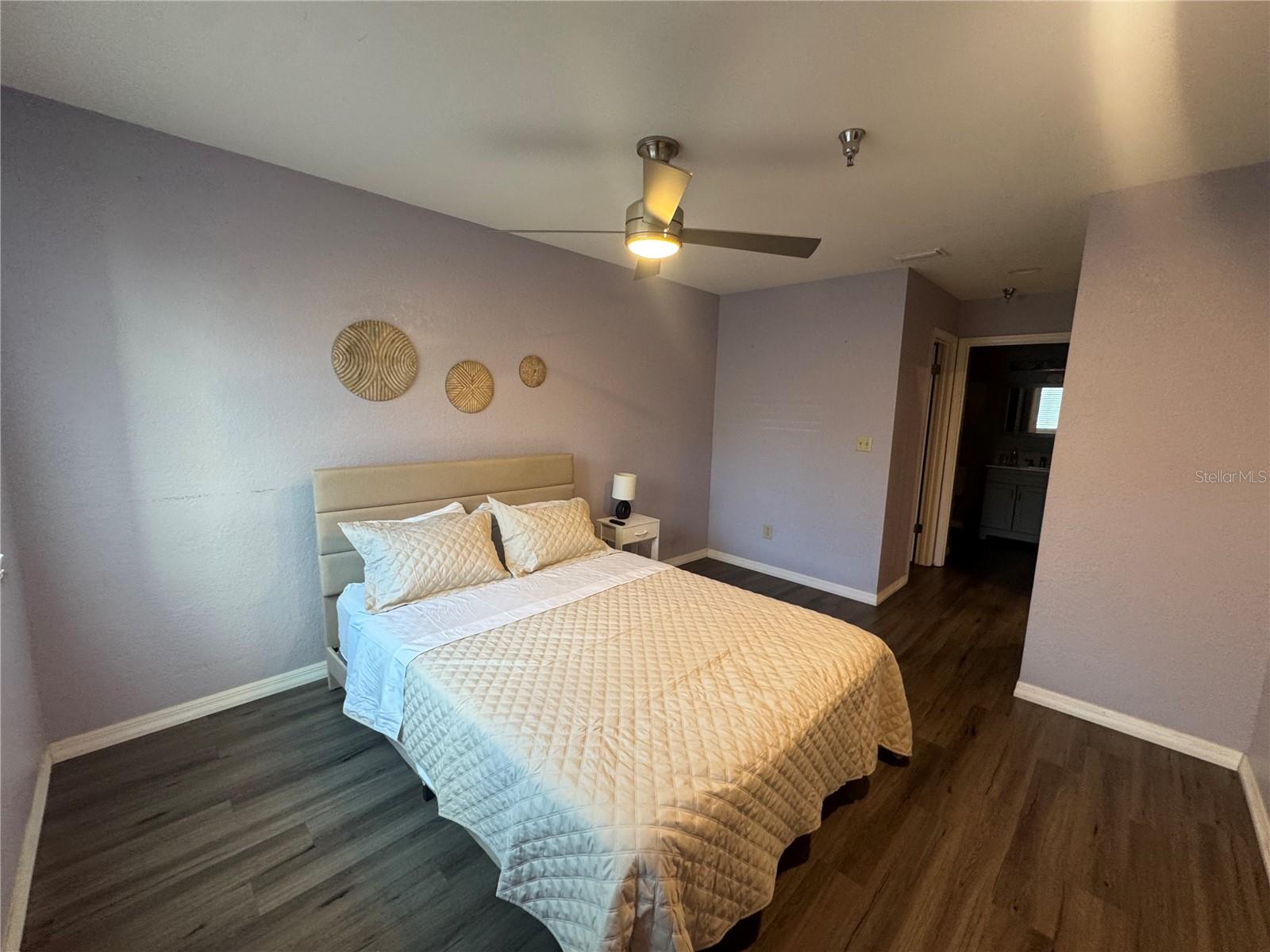 Image 11 of 25 For 10265 Gandy Boulevard N 1001