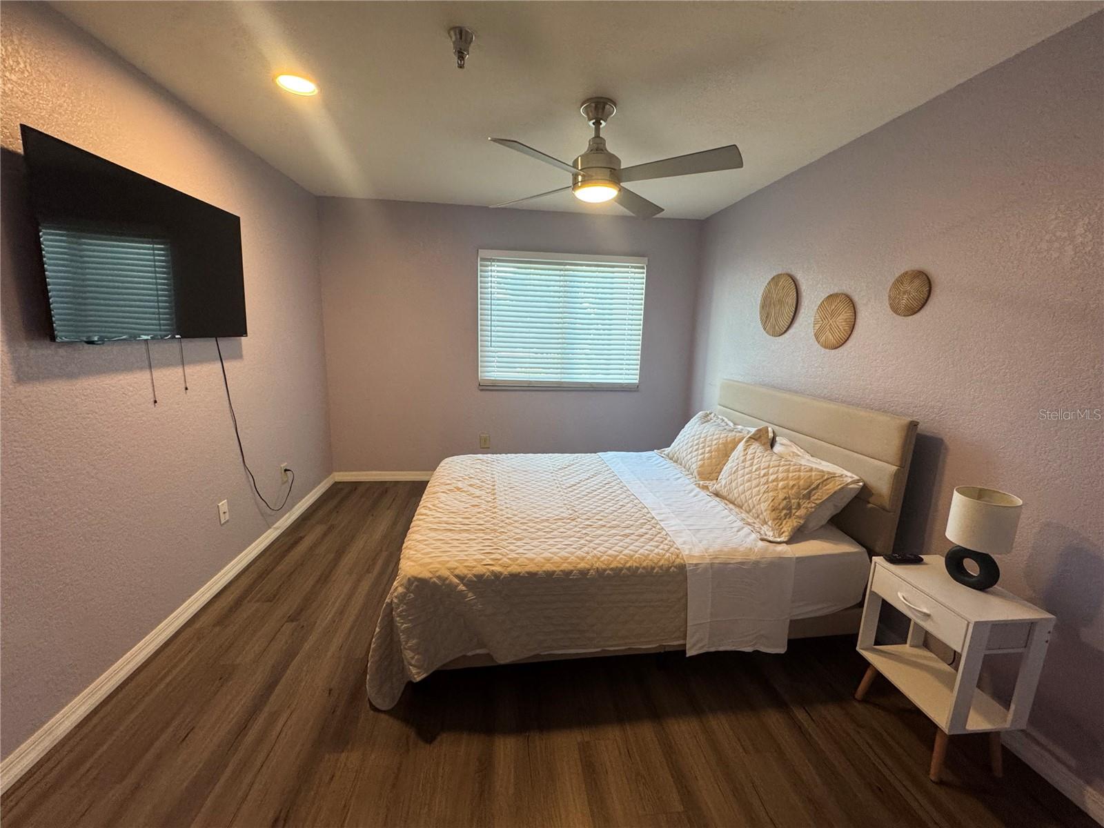 Image 13 of 25 For 10265 Gandy Boulevard N 1001