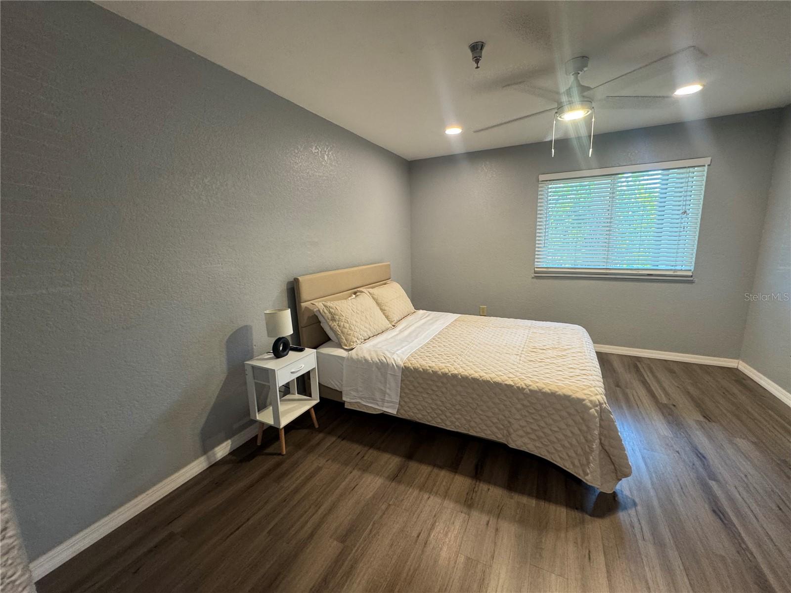 Image 16 of 25 For 10265 Gandy Boulevard N 1001