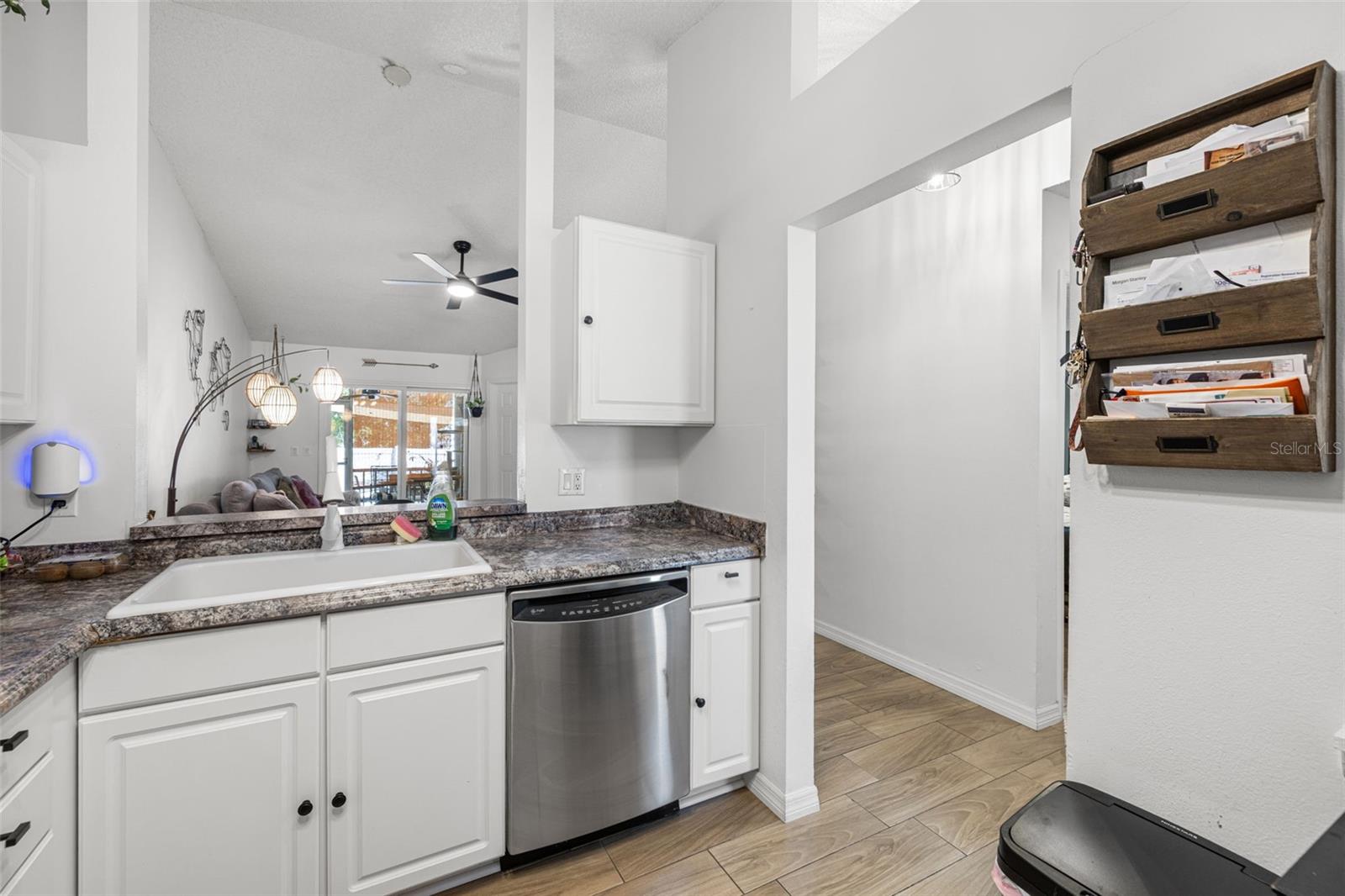 Image 11 of 35 For 245 Petrea Drive