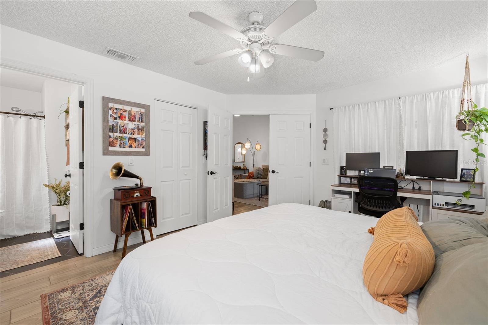 Image 18 of 35 For 245 Petrea Drive