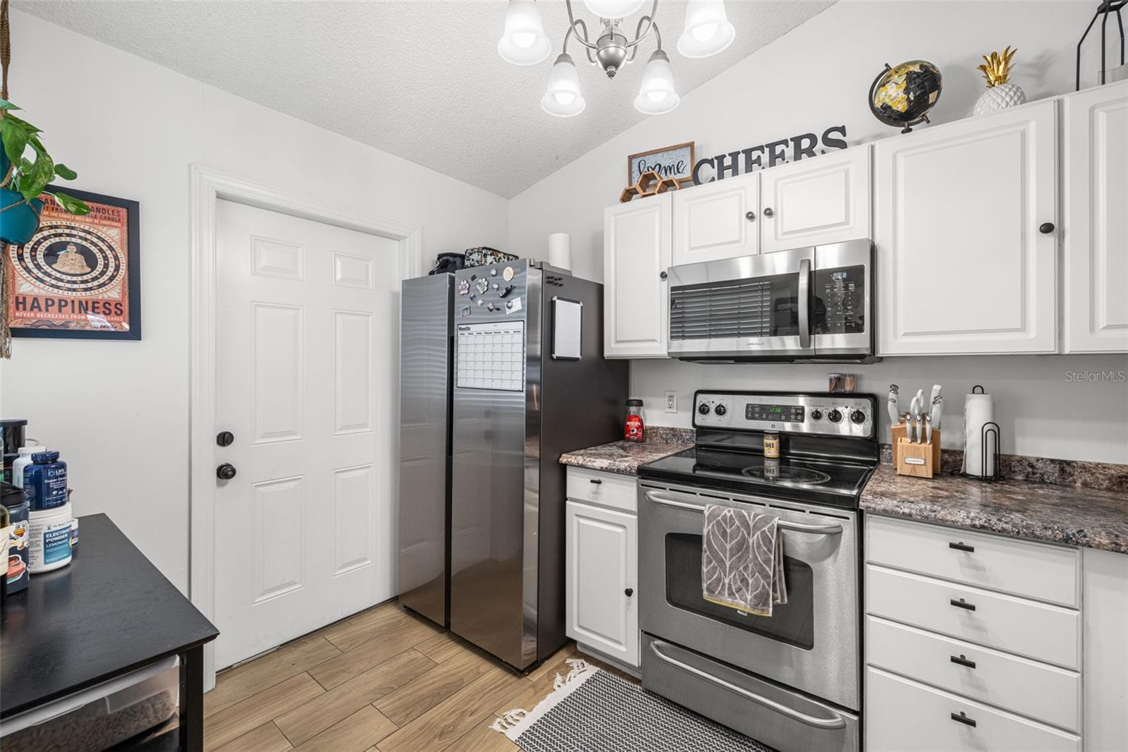 Image 6 of 35 For 245 Petrea Drive