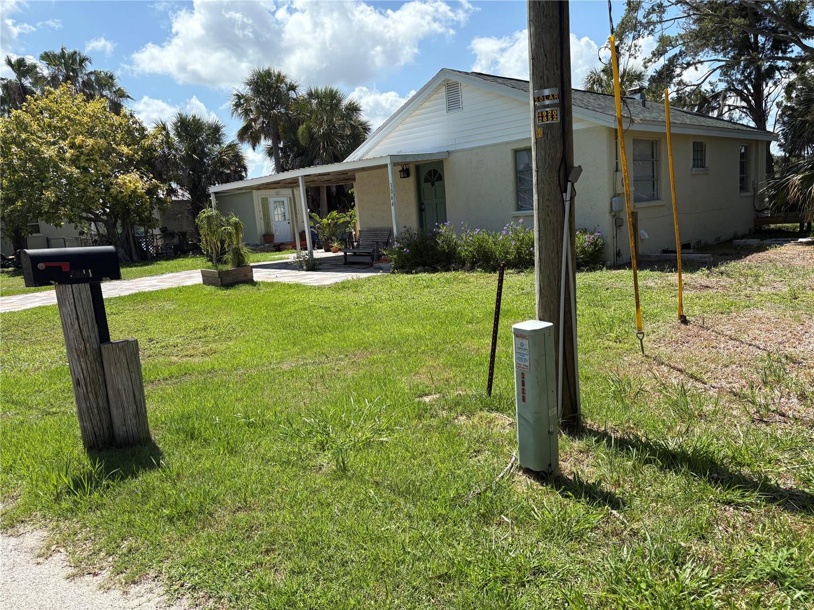 Listing photo id 23 for 3044 Sunset Vista Drive