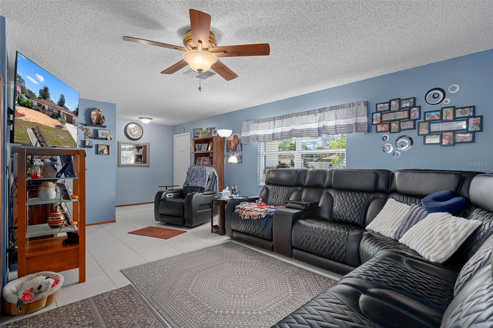 Image 11 of 53 For 9654 Eldridge Road