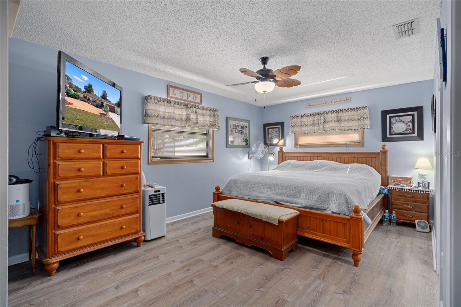 Image 25 of 53 For 9654 Eldridge Road