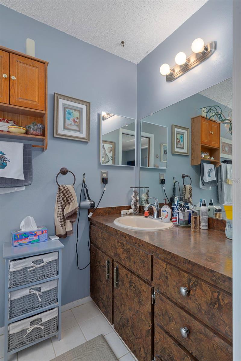 Image 30 of 53 For 9654 Eldridge Road