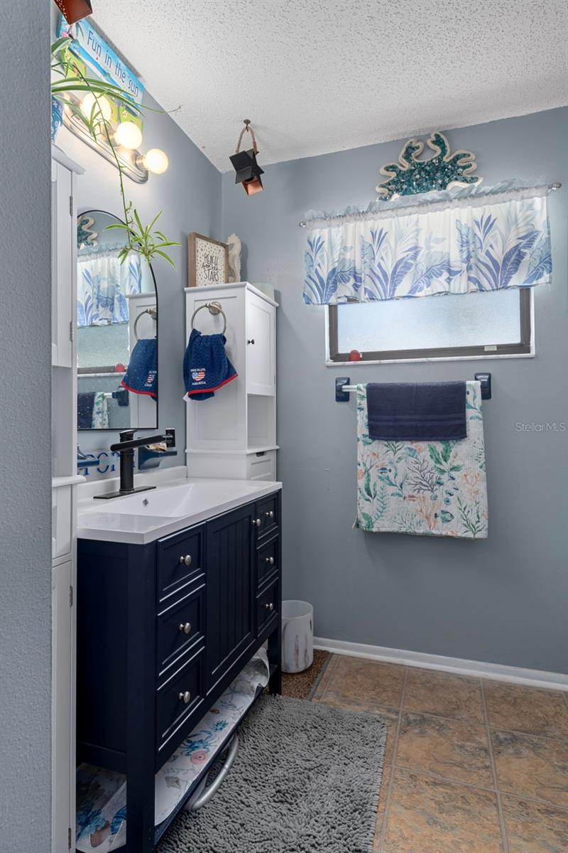 Image 33 of 53 For 9654 Eldridge Road